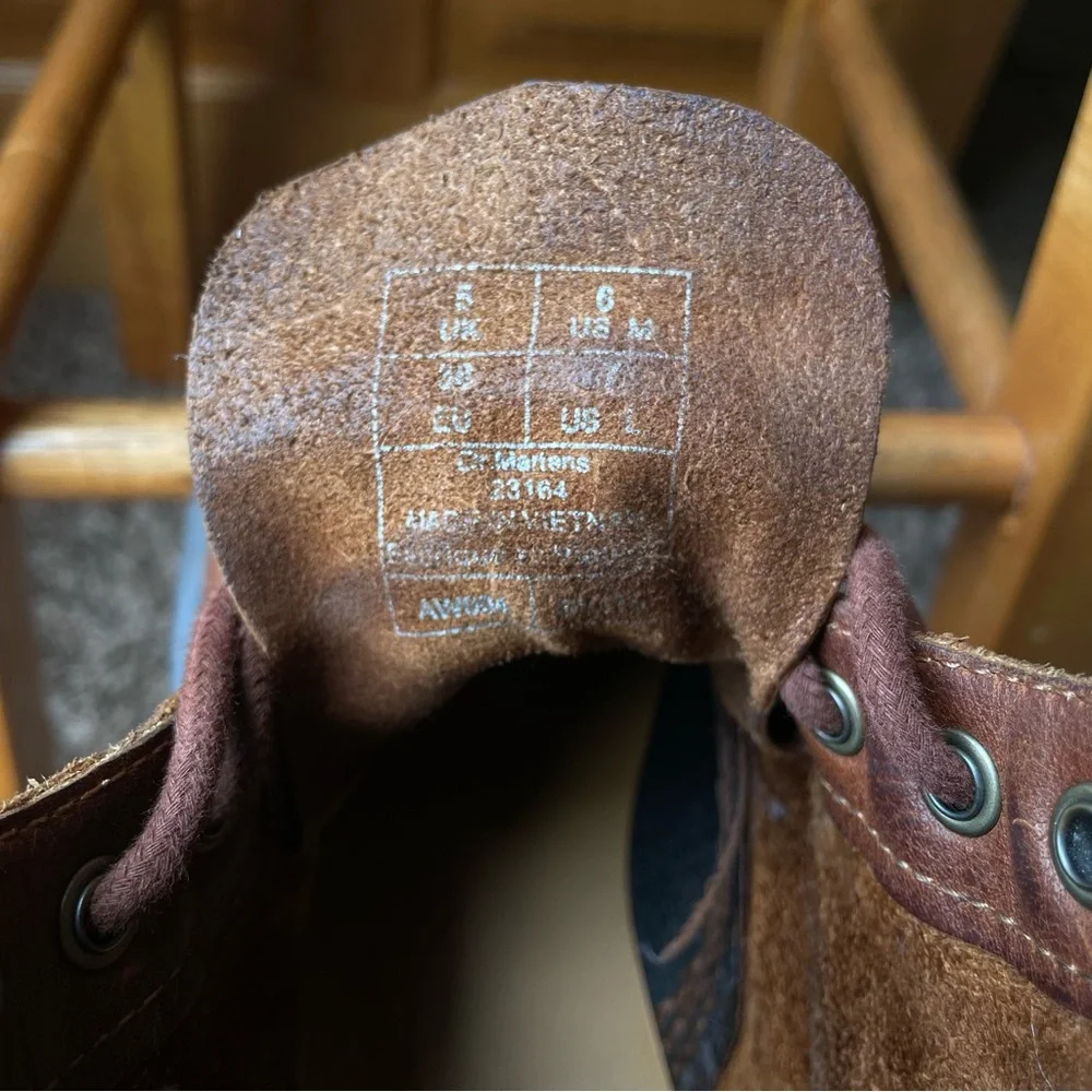 Vintage Dr. Doc Martens 23164 The Original Brown AirWair Mens 5 Womens 6